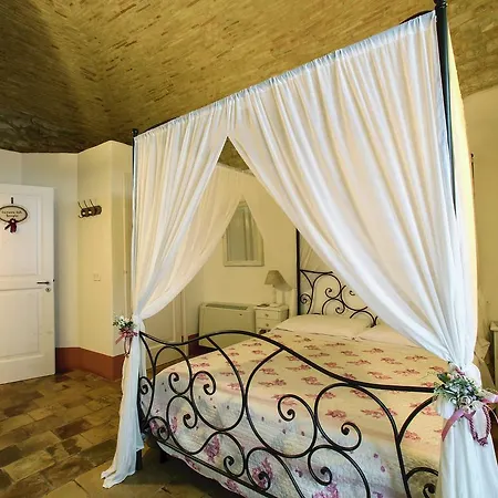 I Templari Di Alberona Hotel Room photo